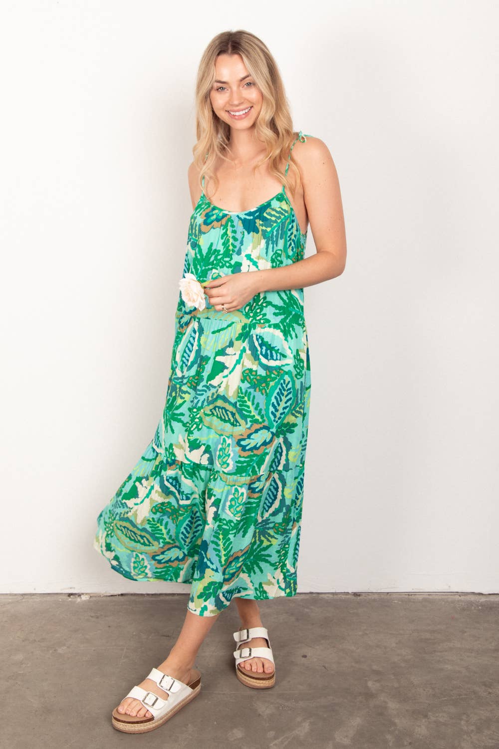 PLUS SIZE Sleeveless Tropical Printed Summer Midi