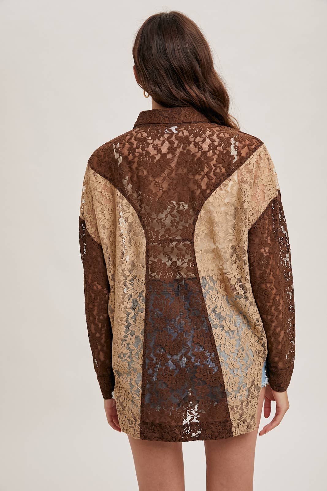 COLOR BLOCK LACE BUTTON DOWN SHIRT